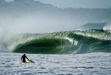 Legendary Surf Spots Supertubos