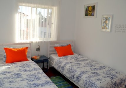 Twin/Double Room with Shared Bathroom
