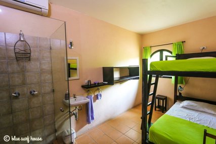 Welcome to the Cabuya room, perfect for kids or shared accommodation 