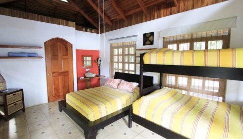 Tranquilo bungalow, special for families and or groups